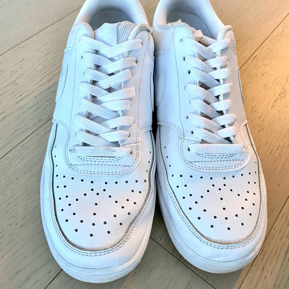 NIKE COURT VISION LOW SNEAKER/WOMEN'S